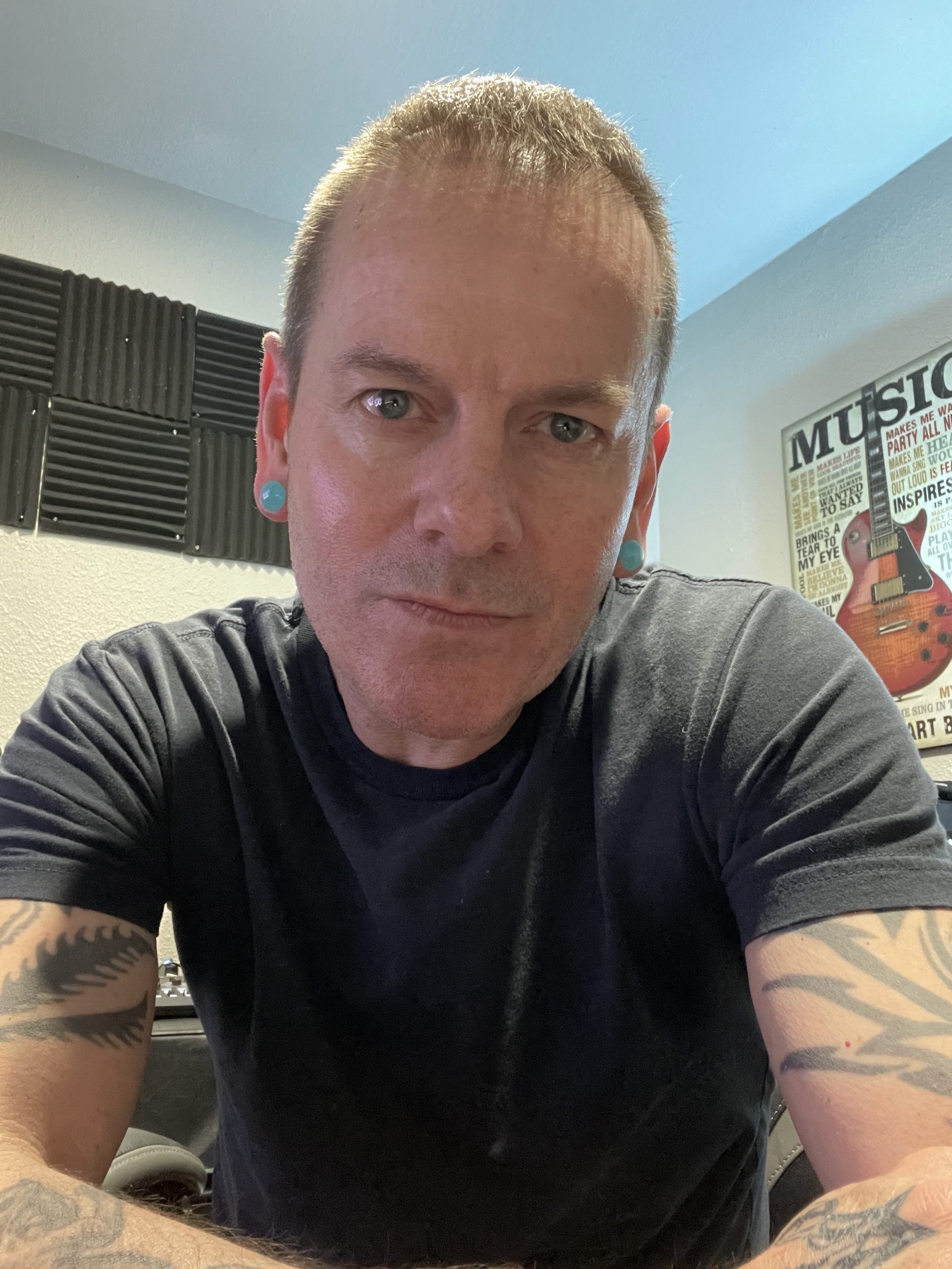 D.Lee Morris promo shot